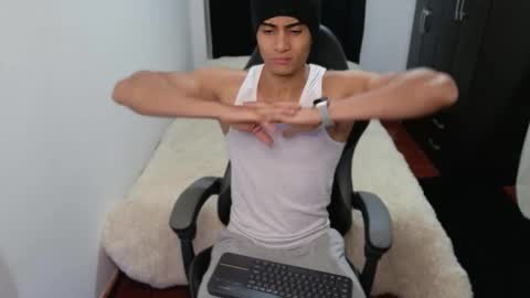 stylish men online show from 10/19/25, 12:28