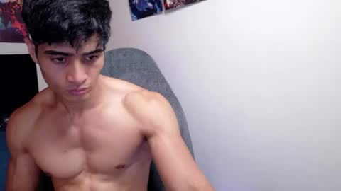 stylish man online show from 07/05/26, 07:10