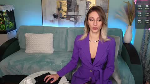 Snapshot of su4e4ka555 chatting on 01/14/25, 09:56 Su4e4ka555 online show from 01/14/25, 09:56