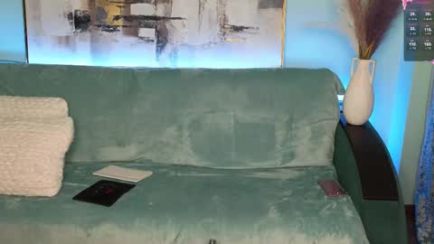 Snapshot of su4e4ka555 chatting on 02/22/25, 07:25 Su4e4ka555 online show from 02/22/25, 07:25