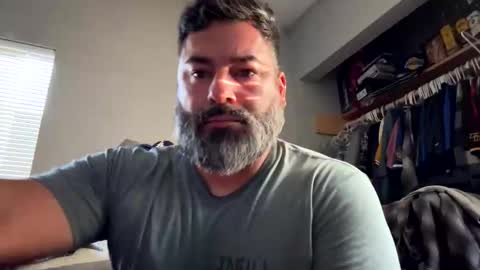 Snapshot of suavecito67 chatting on 06/09/26, 02:12 suavecito67 online show from 06/09/26, 02:12