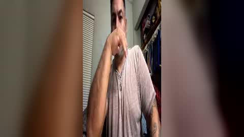 Snapshot of suavecito67 chatting on 06/15/26, 05:42 suavecito67 online show from 06/15/26, 05:42