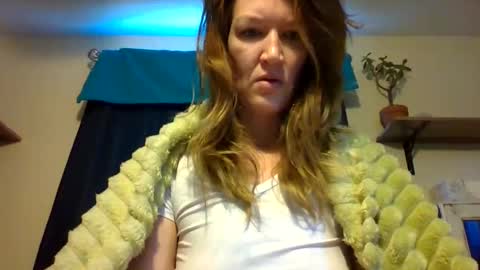 sub4you69brat online show from 01/31/25, 05:21