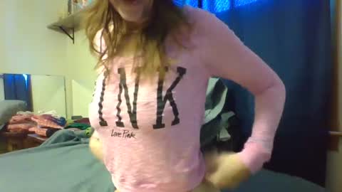 Snapshot of sub4you69brat chatting on 12/15/25, 06:01 sub4you69brat online show from 12/15/25, 06:01