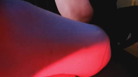 Snapshot of subfembo chatting on 09/20/25, 11:06 Sub Femboy online show from 09/20/25, 11:06