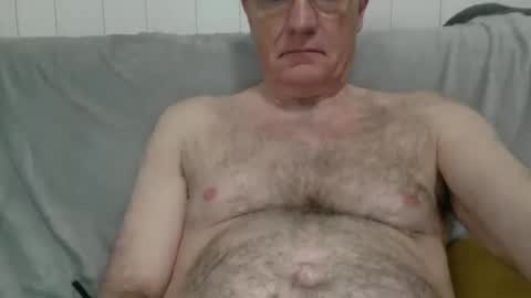 subforgirls1 online show from 12/17/25, 02:39