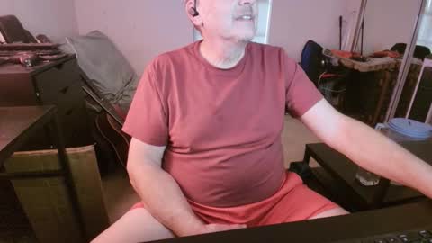 Snapshot of sublcr chatting on 11/09/25, 09:13 sublcr online show from 11/09/25, 09:13