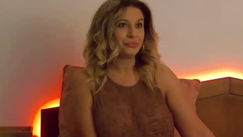 Snapshot of sublimecarla chatting on 03/28/26, 10:37 Carla online show from 03/28/26, 10:37