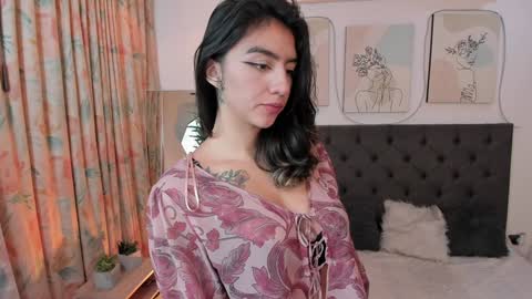 Zoe online show from 01/30/25, 08:21