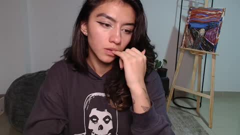 Zoe online show from 02/11/25, 02:35