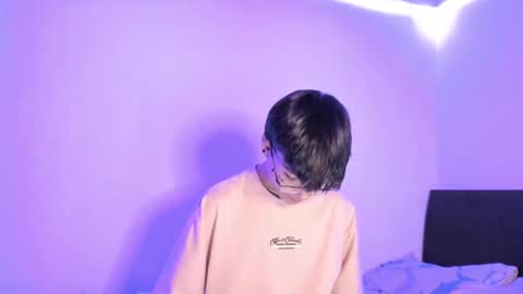 Snapshot of submissive_boyy_ chatting on 12/04/24, 05:00 nico online show from 12/04/24, 05:00