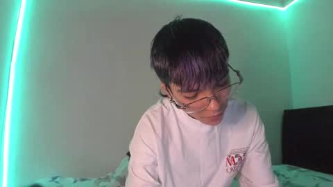 Snapshot of submissive_boyy_ chatting on 01/20/25, 06:21 nico online show from 01/20/25, 06:21