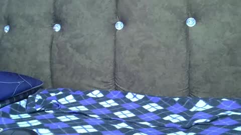 Snapshot of submissive_slut001 chatting on 12/28/24, 04:52 submissive_slut001 online show from 12/28/24, 04:52