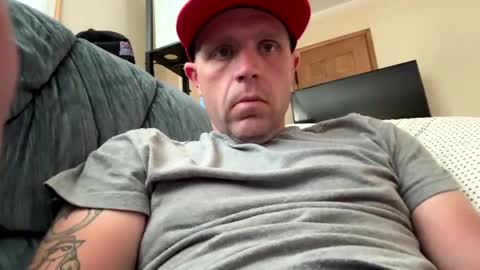 Snapshot of submissivebrett373 chatting on 09/09/25, 07:24 submissivebrett373 online show from 09/09/25, 07:24