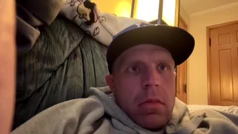 Snapshot of submissivebrett373 chatting on 10/29/25, 09:27 submissivebrett373 online show from 10/29/25, 09:27