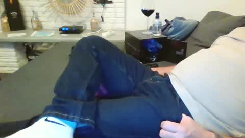 Snapshot of submissivguy chatting on 01/06/25, 07:13 submissivguy online show from 01/06/25, 07:13