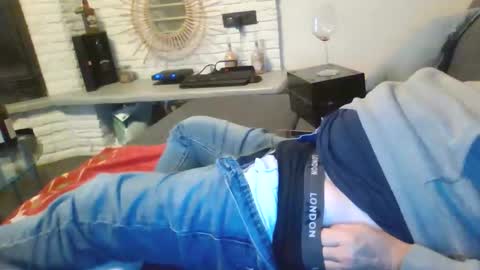 Snapshot of submissivguy chatting on 01/13/26, 08:14 submissivguy online show from 01/13/26, 08:14