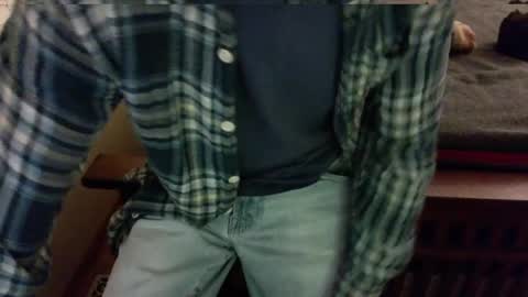 Snapshot of submitted4u chatting on 02/16/25, 12:30 Submitted4u online show from 02/16/25, 12:30