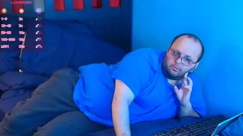 Snapshot of subzero_2689 chatting on 11/10/25, 06:01 subzero online show from 11/10/25, 06:01