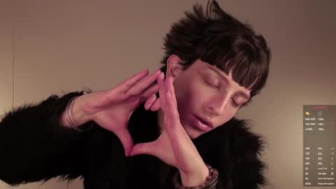 Angel  online show from 01/05/26, 09:29