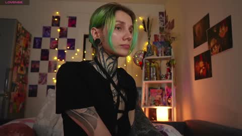 Snapshot of succubus_66 chatting on 01/03/25, 10:20 succubus_66 online show from 01/03/25, 10:20