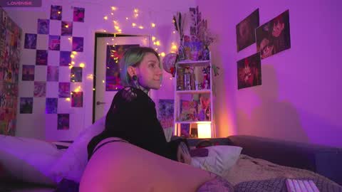 Snapshot of succubus_66 chatting on 01/08/25, 10:04 succubus_66 online show from 01/08/25, 10:04