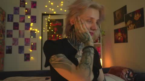 Snapshot of succubus_66 chatting on 02/08/25, 12:06 succubus_66 online show from 02/08/25, 12:06