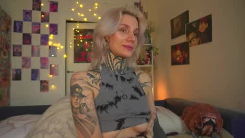 Snapshot of succubus_66 chatting on 02/09/25, 10:20 succubus_66 online show from 02/09/25, 10:20