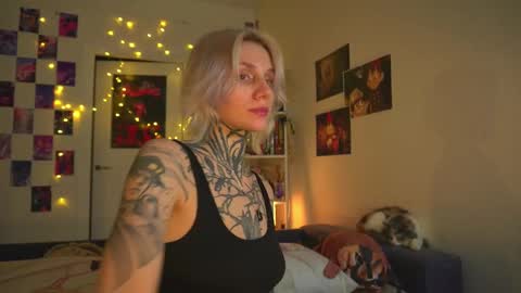 Snapshot of succubus_66 chatting on 02/24/25, 03:31 succubus_66 online show from 02/24/25, 03:31