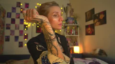 Snapshot of succubus_66 chatting on 03/02/25, 01:16 succubus_66 online show from 03/02/25, 01:16