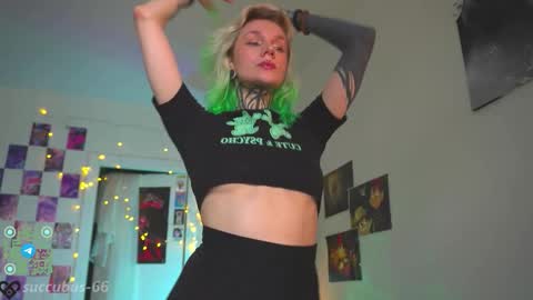 Snapshot of succubus_66 chatting on 09/17/25, 08:38 succubus_66 online show from 09/17/25, 08:38