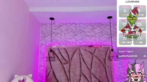 Snapshot of succubus_girl_ chatting on 12/14/24, 06:30 Alexy online show from 12/14/24, 06:30