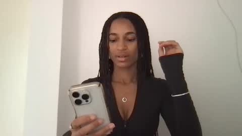 Snapshot of succubussirena chatting on 04/09/26, 12:32 Succubus Sirena online show from 04/09/26, 12:32