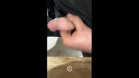 Snapshot of suck_me22 chatting on 12/18/24, 12:10 suck_me22 online show from 12/18/24, 12:10