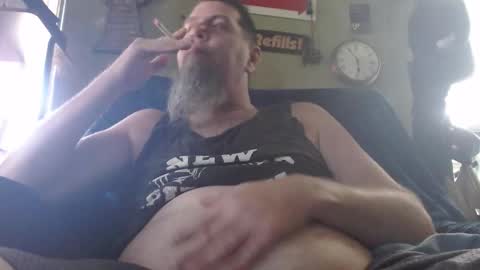 I aint your daddy call me Sir if you must call me anything online show from 11/18/25, 05:28