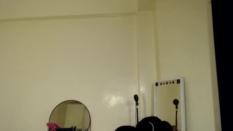 Snapshot of suckablechick chatting on 12/02/24, 02:53 Marry online show from 12/02/24, 02:53