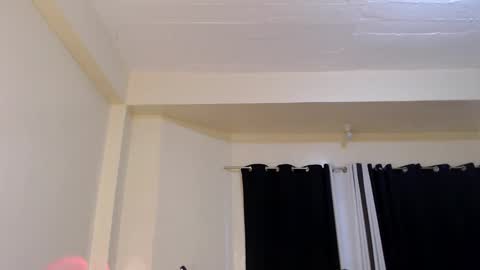 Snapshot of suckablechick chatting on 12/17/24, 03:50 Marry online show from 12/17/24, 03:50