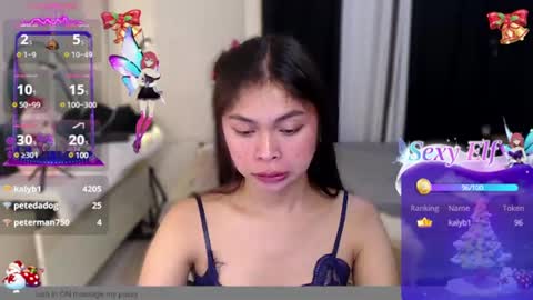 Snapshot of suckablechick chatting on 12/30/24, 04:19 Marry online show from 12/30/24, 04:19