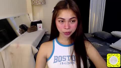 Snapshot of suckablechick chatting on 03/11/25, 11:15 Marry online show from 03/11/25, 11:15