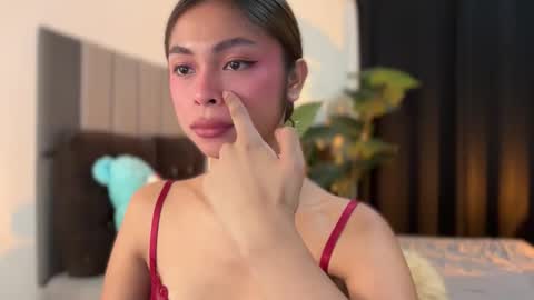 Snapshot of suckablechick chatting on 11/13/25, 07:18 Marry online show from 11/13/25, 07:18