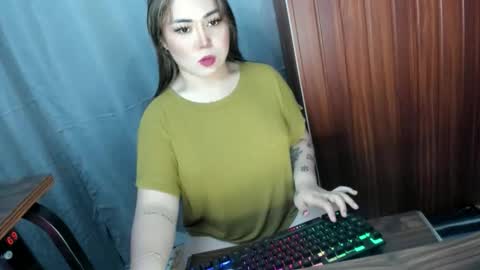 Millany online show from 05/26/26, 04:41