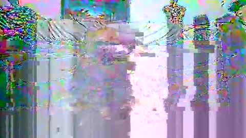 Snapshot of suckitu812 chatting on 09/25/25, 09:24 SUCKITU812 online show from 09/25/25, 09:24