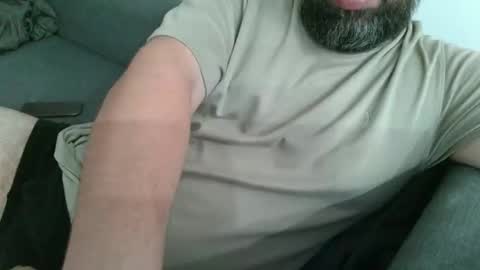 Snapshot of suckm3dry07 chatting on 10/29/25, 10:22 suckm3dry07 online show from 10/29/25, 10:22