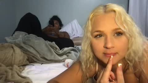 Snapshot of suckssogood chatting on 04/23/26, 03:30 suckssogood online show from 04/23/26, 03:30