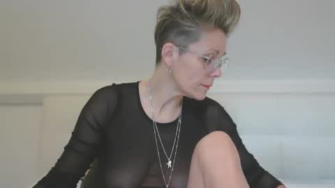 Snapshot of sucrette5629 chatting on 03/03/26, 08:53 sucrette5629 online show from 03/03/26, 08:53
