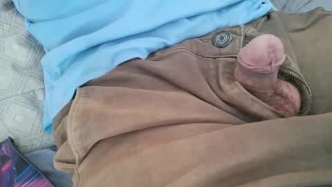 Snapshot of sueliton41 chatting on 03/02/26, 11:50 sueliton41 online show from 03/02/26, 11:50