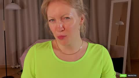 sugamomy online show from 12/03/25, 12:29