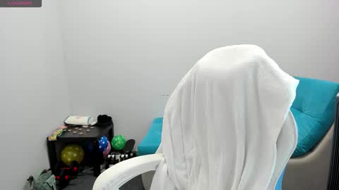 Ariana online show from 10/29/25, 12:57