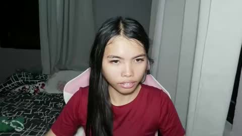Snapshot of sugar_holly96 chatting on 04/30/26, 10:32 sugar_holly96 online show from 04/30/26, 10:32