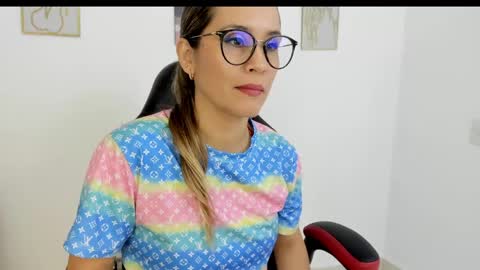 sugar_milff online show from 01/25/25, 02:03